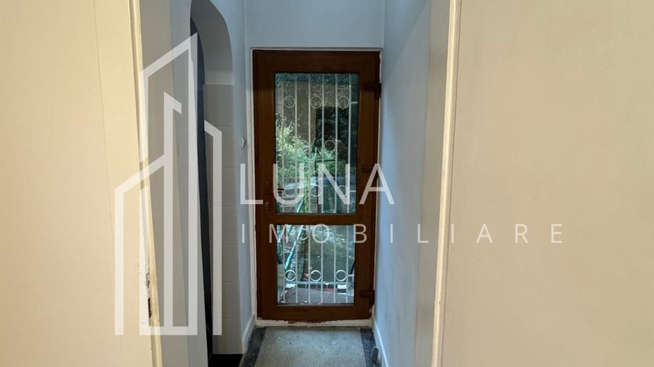 De inchiriat vila cu priveliste spectaculoasa - ideal spatiu comercial - Poză 31