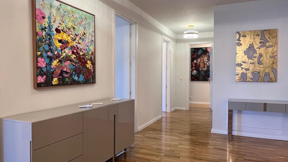 4 camere | loc de parcare cu priza electrica - Poză 9