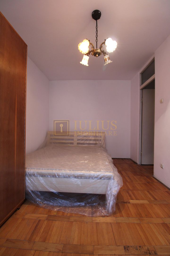 3camere, ideal pentru cei ce doresc sa renoveze de la zero un apartament. - Poză 13