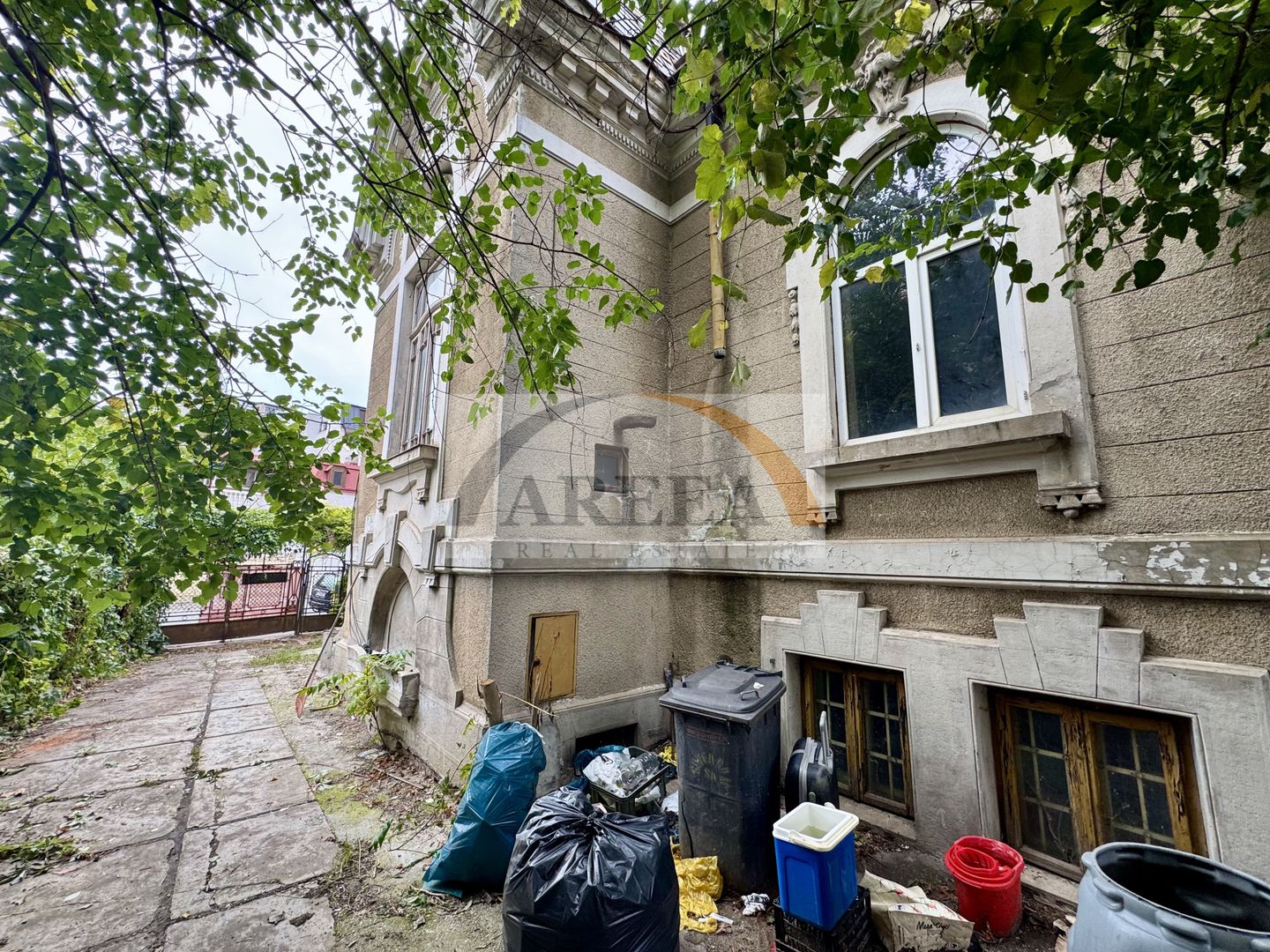 Vila interbelica si teren 501 mp in proprietate, un sigur proprietar ! - Poză 8