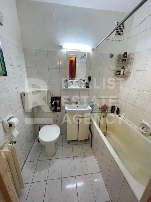 Vânzare, apartament cu 2 camere în zona Drumul Taberei - Poză 8