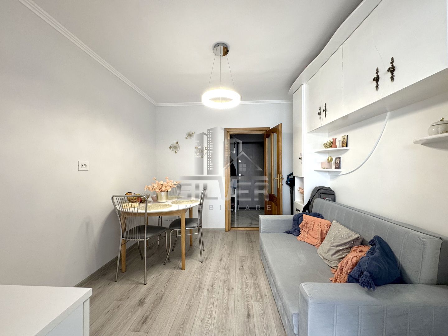 Apartament cu 2 camere la  cheie/62mp/GARAJ. - Poză 8