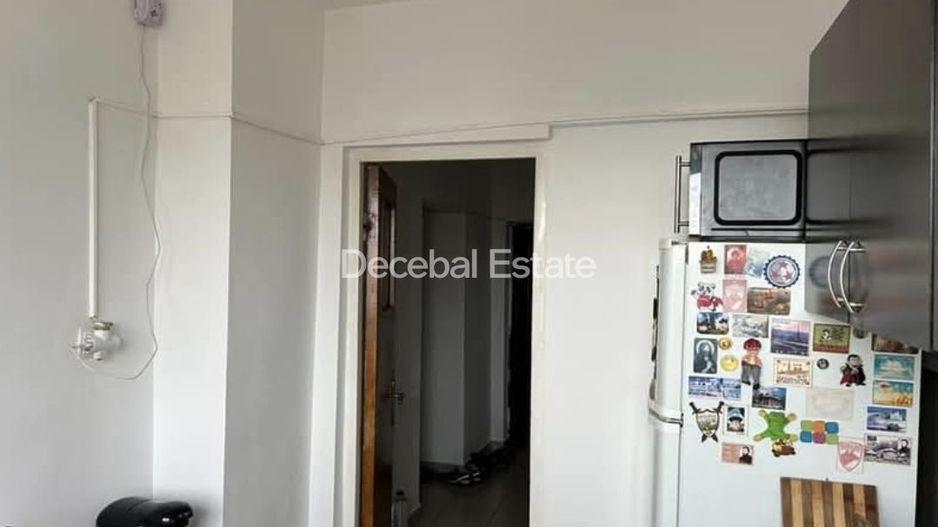 Metrou 1 Decembrie - Apartament 2 camere decomandat, spatios, stradal - Poză 2