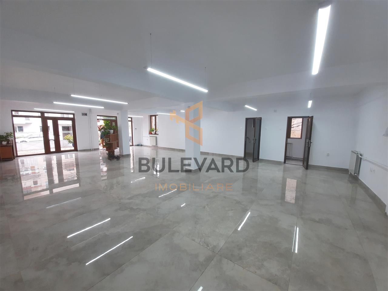 Spatiu de birouri 130 mp +3 locuri de parcare in zona Sigma! - Poză 1