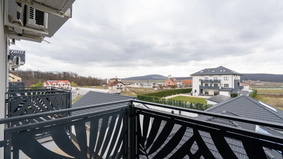 Studio Felix cu piscina mobilat - Poză 7