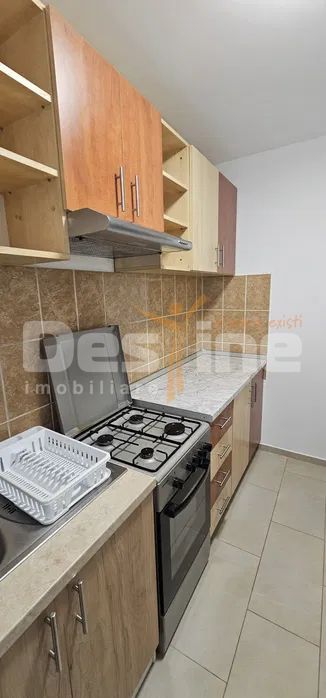 Apartament cu 2 camere, proaspat renovat,  situat  in  cartierul Astra - Poză 6