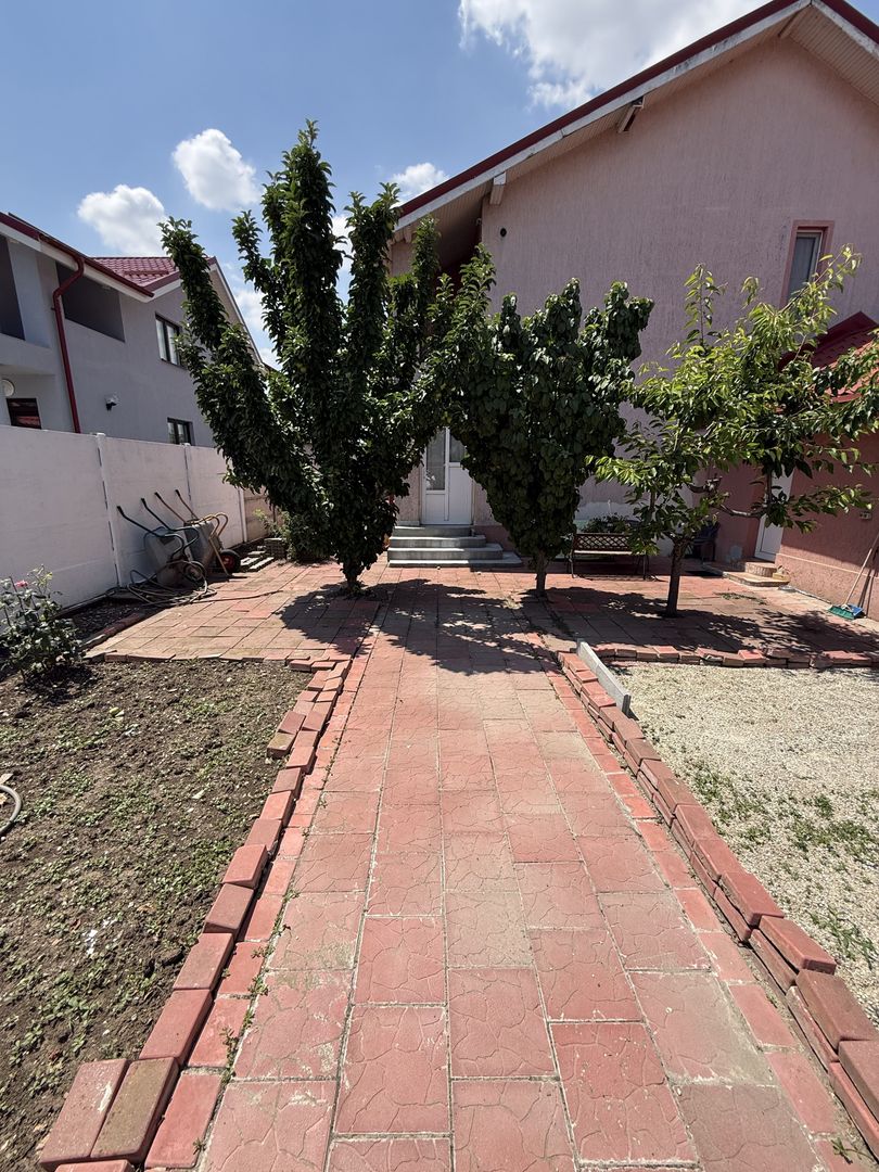Vila P+1 cu terasă 255 mp + garaj 22,5 mp si teren 417 mp-Berceni ! - Poză 36