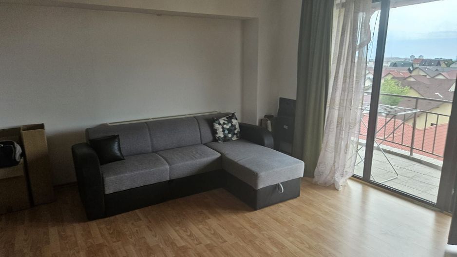 Apartament de Vânzare în Trivale - Zona Capitol - Poză 1
