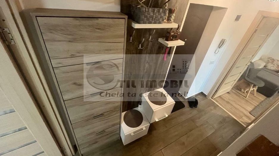 Apartament 2 camere decomandat, mobilat, loc parcare+boxă 90.000 euro - Poză 1