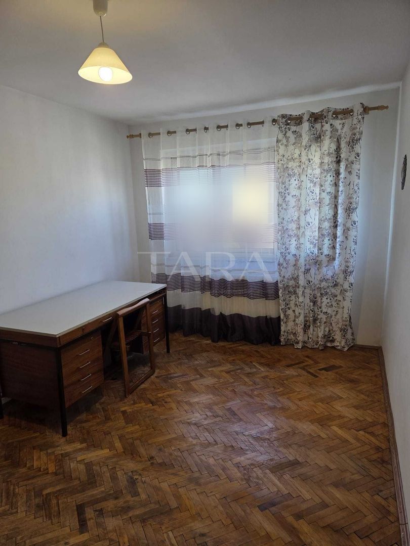 Apartament decomandat cu 4 camere și panoramă deosebită – Mănăștur. - Poză 6