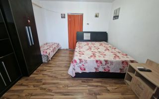 Garsoniera Mioveni - Poză 1