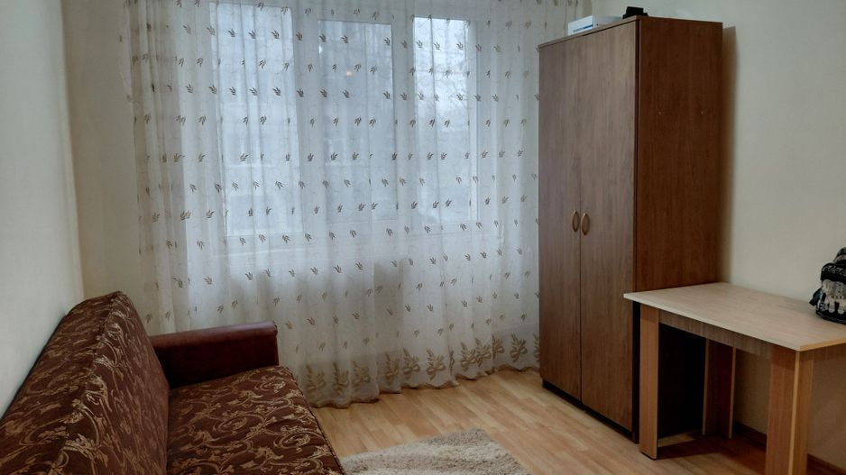 Apartament  2 camere, Micro 19,et 1,mobilat si utilat - Poză 2