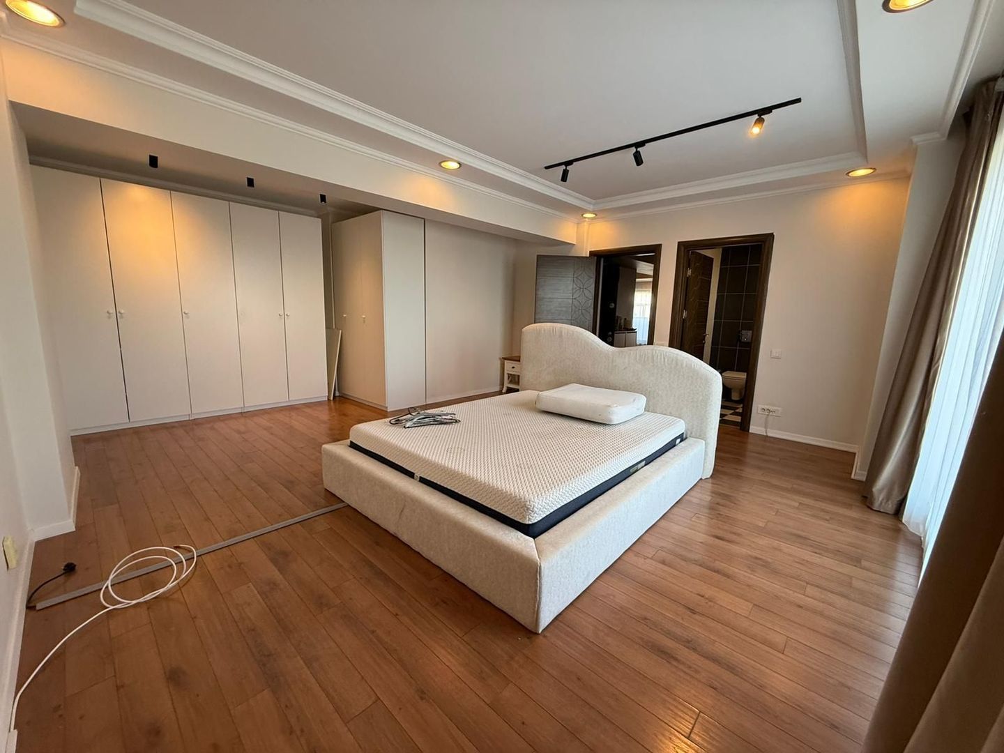 REA1028188 Apartament 3 camere Pipera - Poză 5