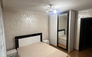 ÎNCHIRIEZ APARTAMENT CU 3 CAMERE – ZONA PIAȚA MARE - Poză 2