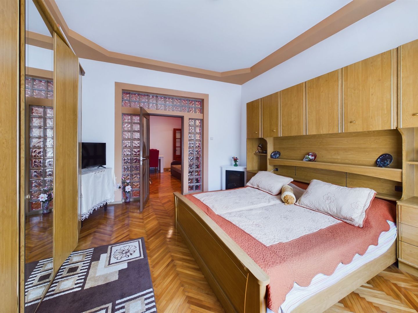 Apartament cu 2 camere strada Transilvaniei - Poză 3