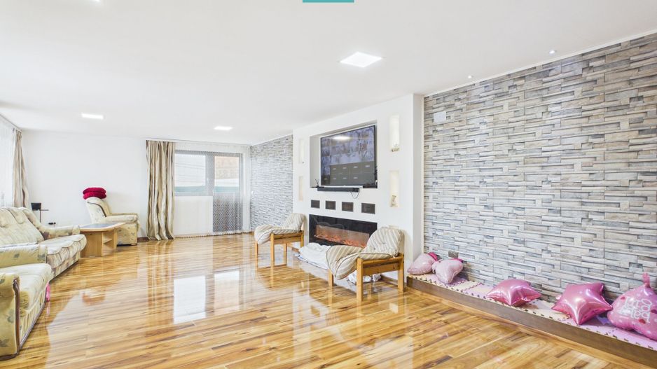 Casa plus spatiu comercial Dudestii Noi - Poză 13