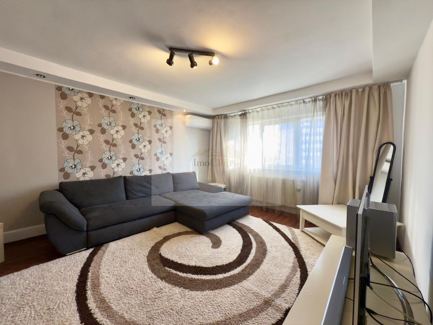 Închiriere apartament 3 camere – Calea Dorobanțilo | Parcare - Poză 2