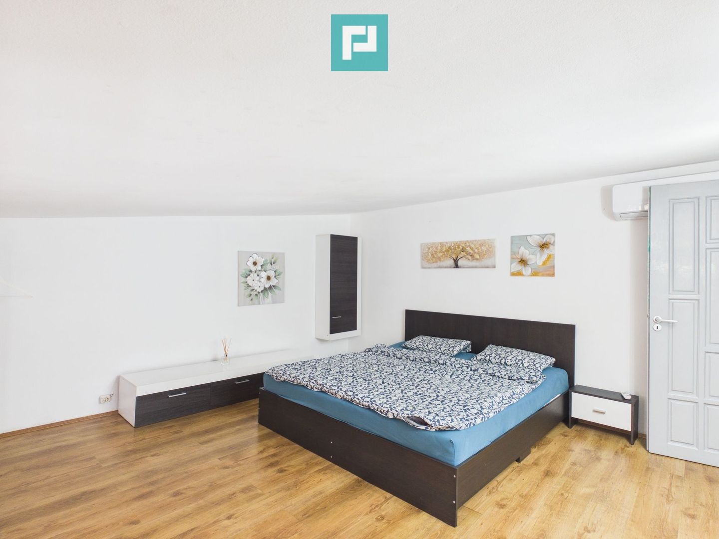 Apartament două camere decomandat ultracentral - Poză 10