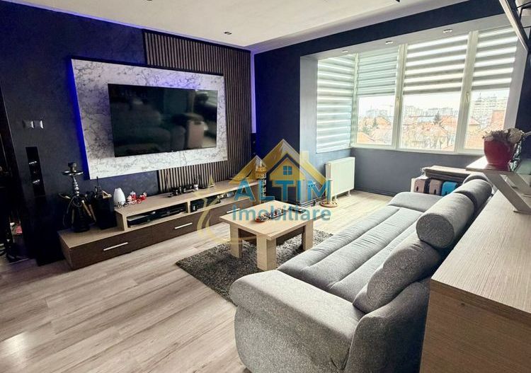 Apartament 2 camere, Tractorul, Brașov - Poză 1