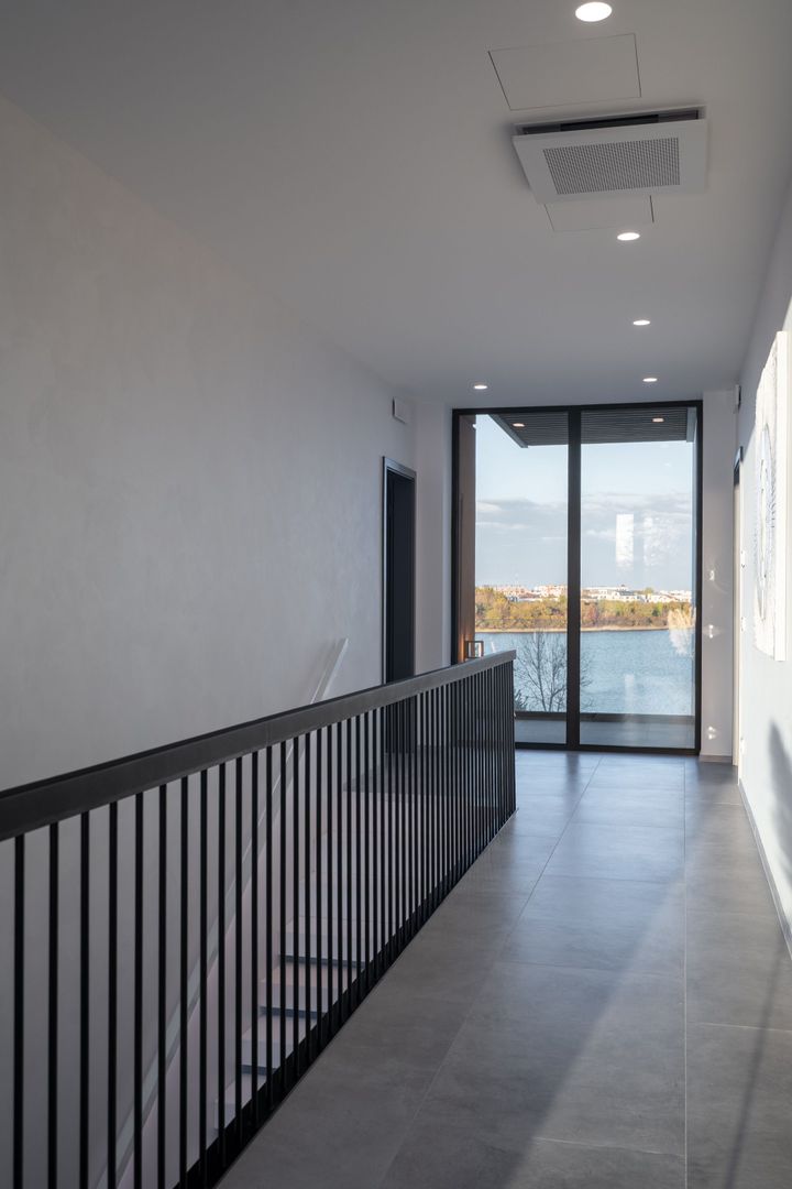 Smart-Home nZEB spectaculoasa Bucuresti Sector 1 cu deschidere lac -teren 2000mp - Poză 58