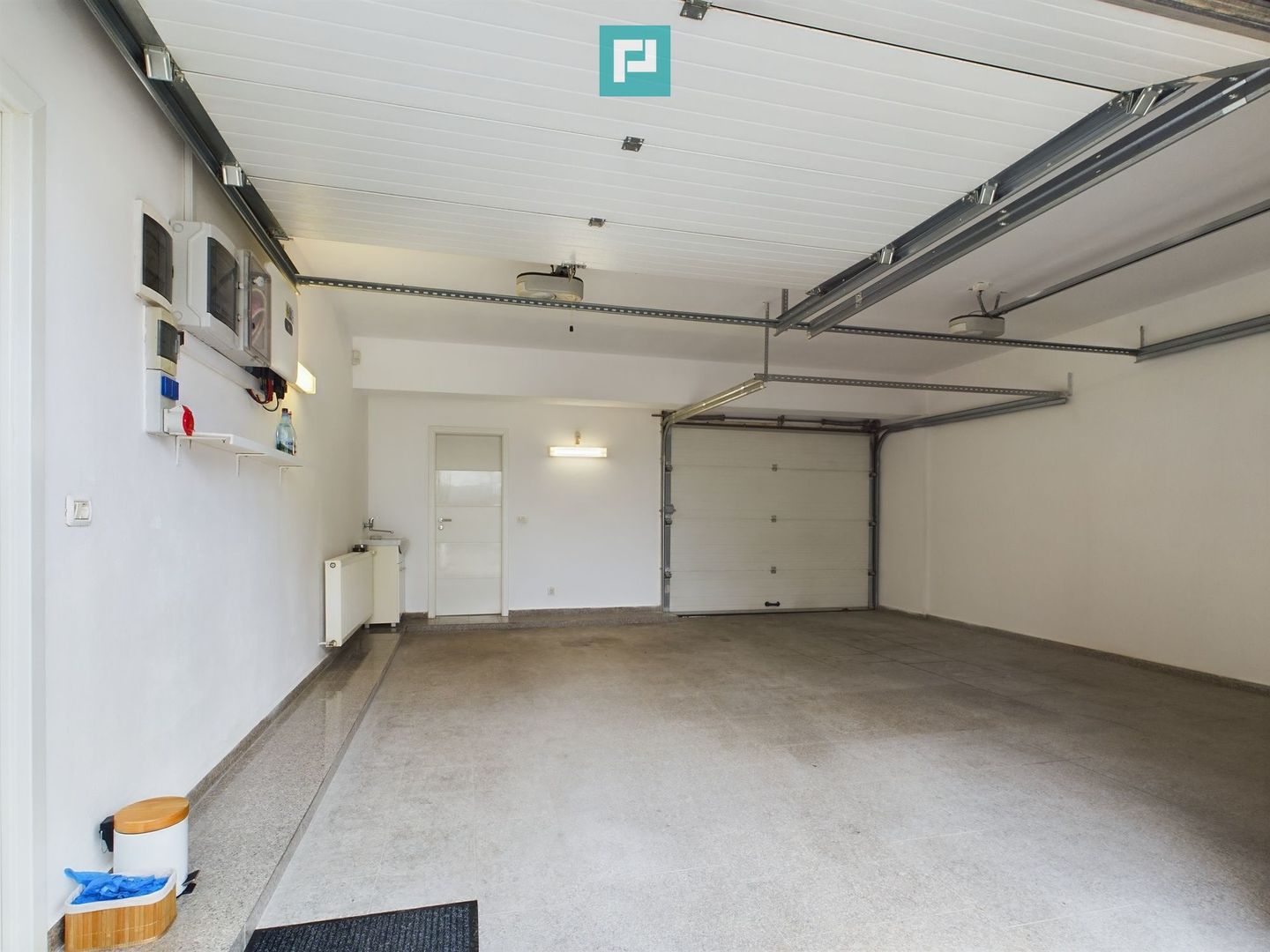 Vilă de lux cu două locuințe, în Dumbrăvița – Locație Excelentă! - Poză 39