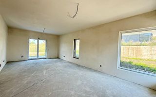 Vila Spațioasă 500mp în Chinteni ideală pentru Familie sau Investiție! - Poză 5