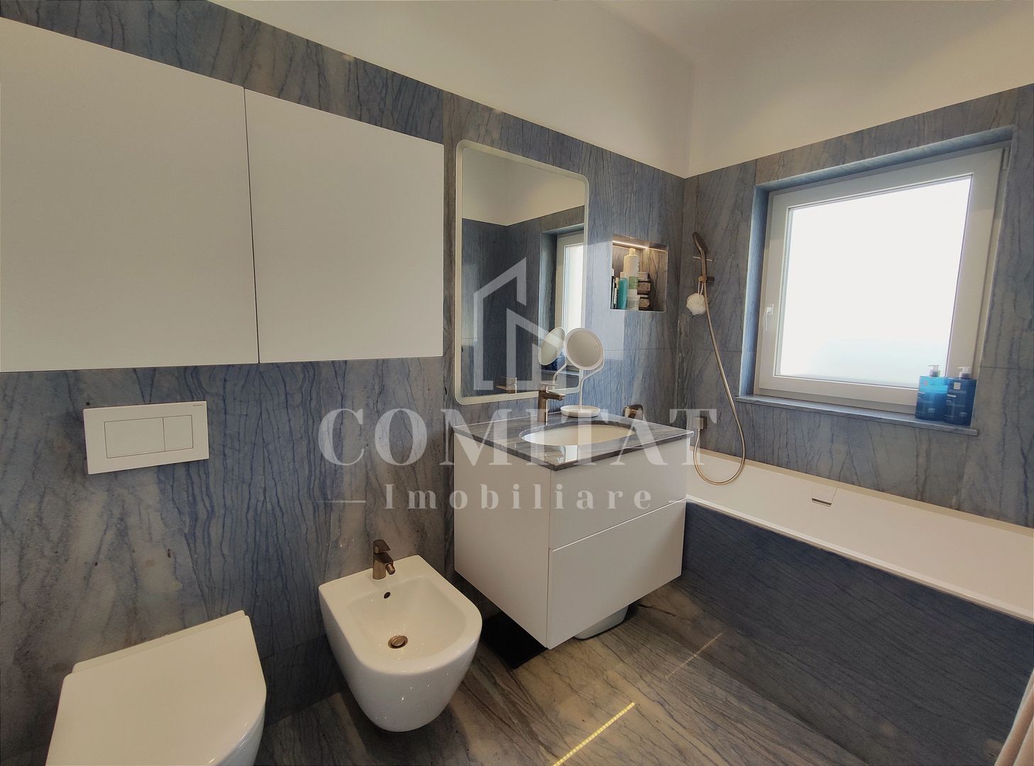 Apartament cu 3 camere cu finisaje moderne | Zona Grand Hotel Italia - Poză 7