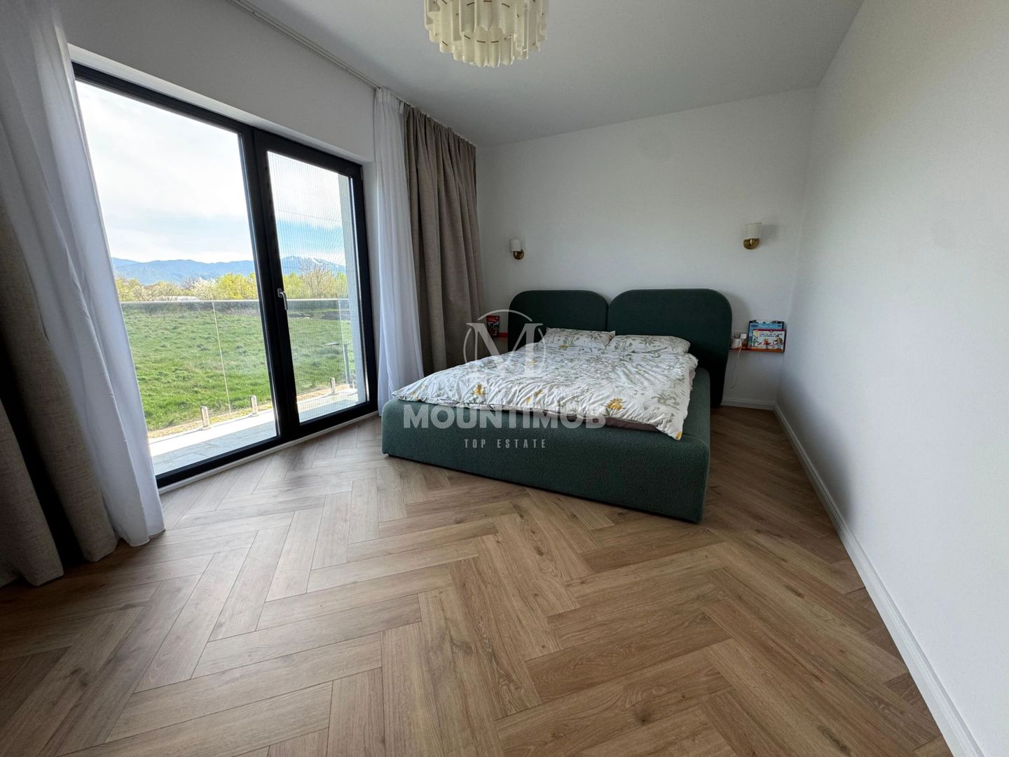 Casa moderna,4 camere, pompă de căldură si panouri fotovoltaice - Poză 7