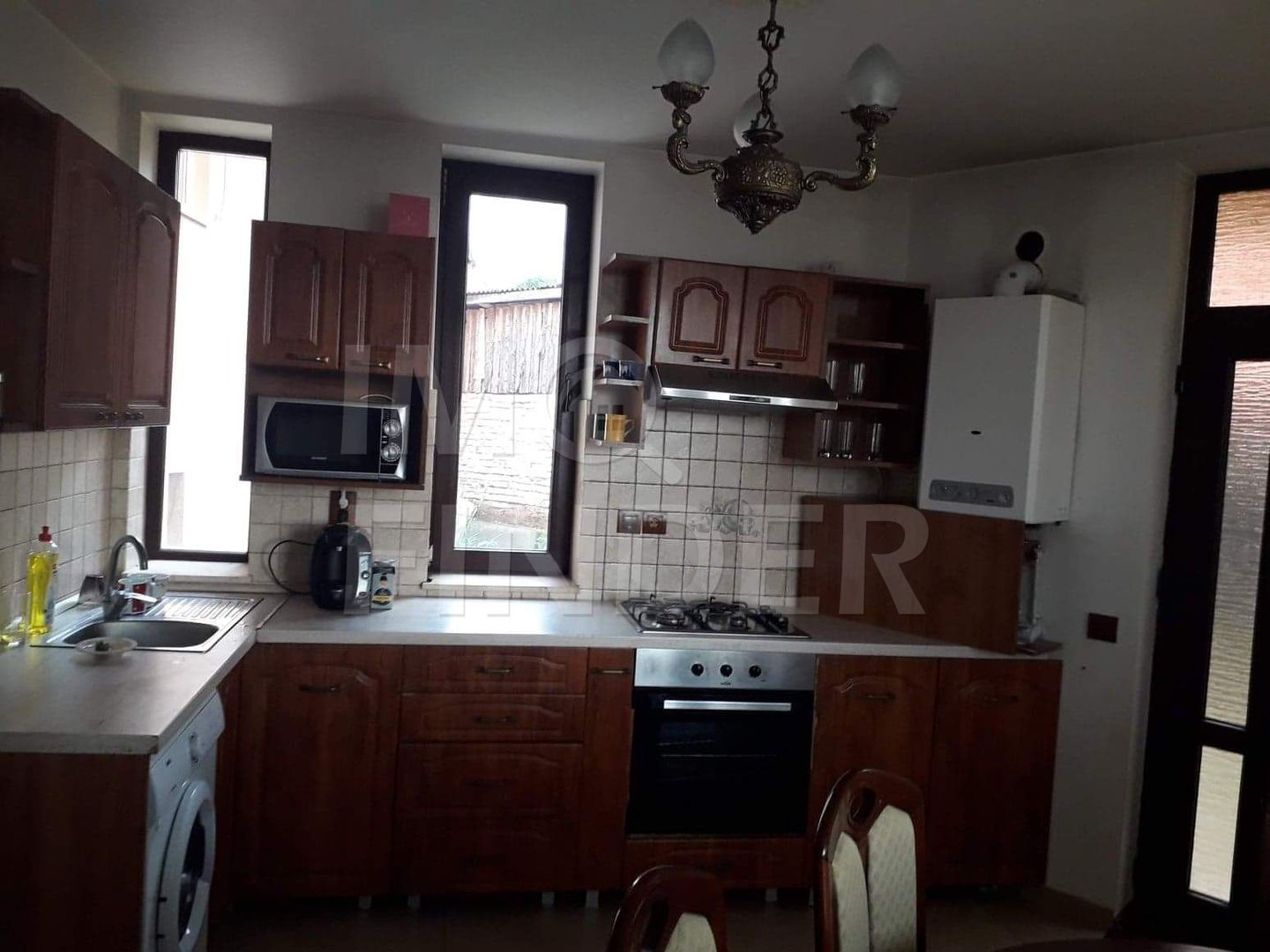 Casa Individuala cu Piscina in Zorilor - Poză 2