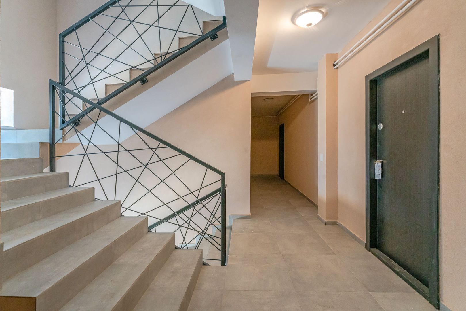 Apartament in bloc nou cu loc de parcare - Poză 12