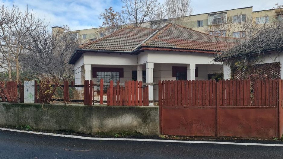 Dacia - Casa cu pozitie deosebita, cu teren in suprafata de 774,86 mp - Poză 5