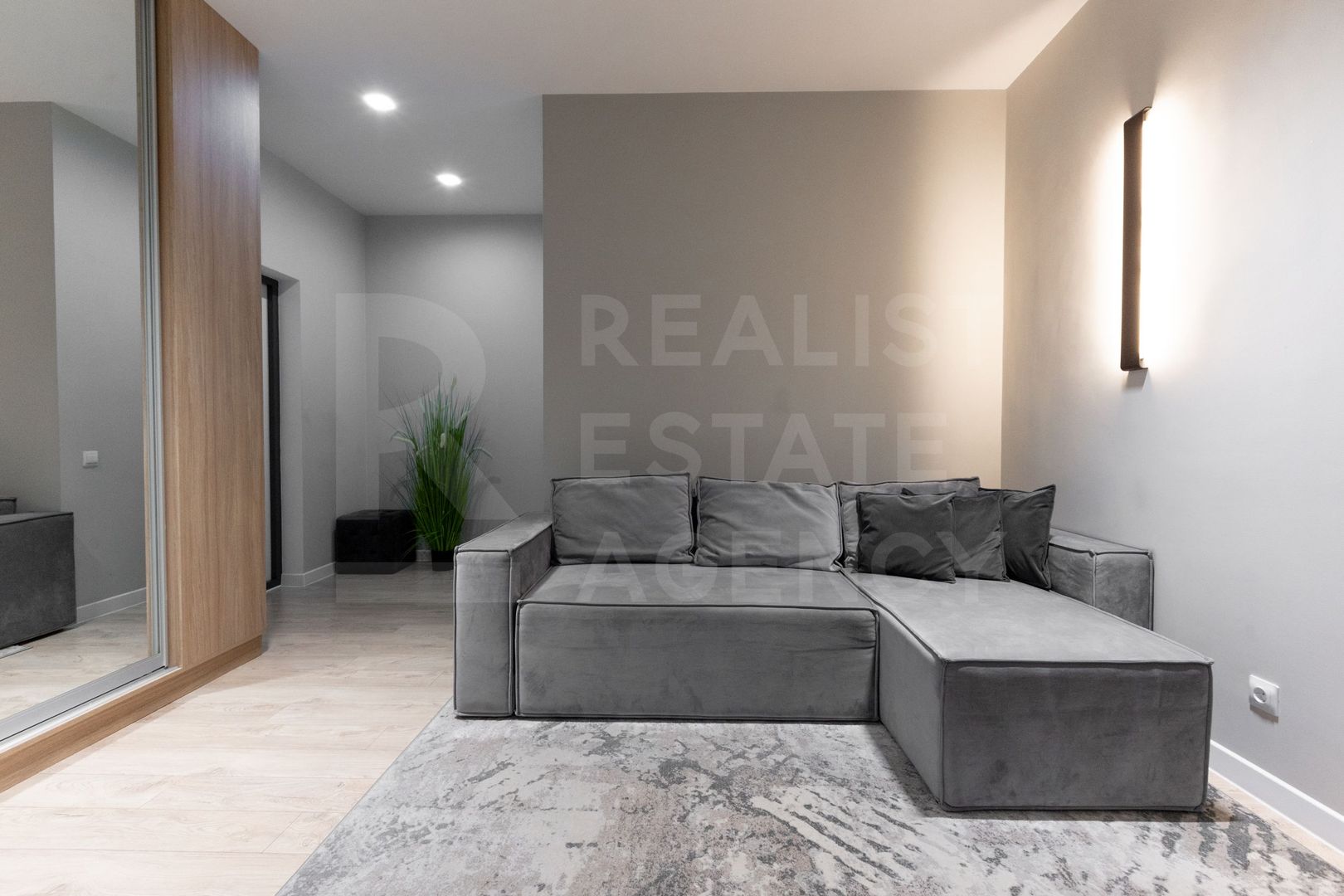 Chirie, 2 odăi + living, str. Avram Iancu, Centru - Poză 15