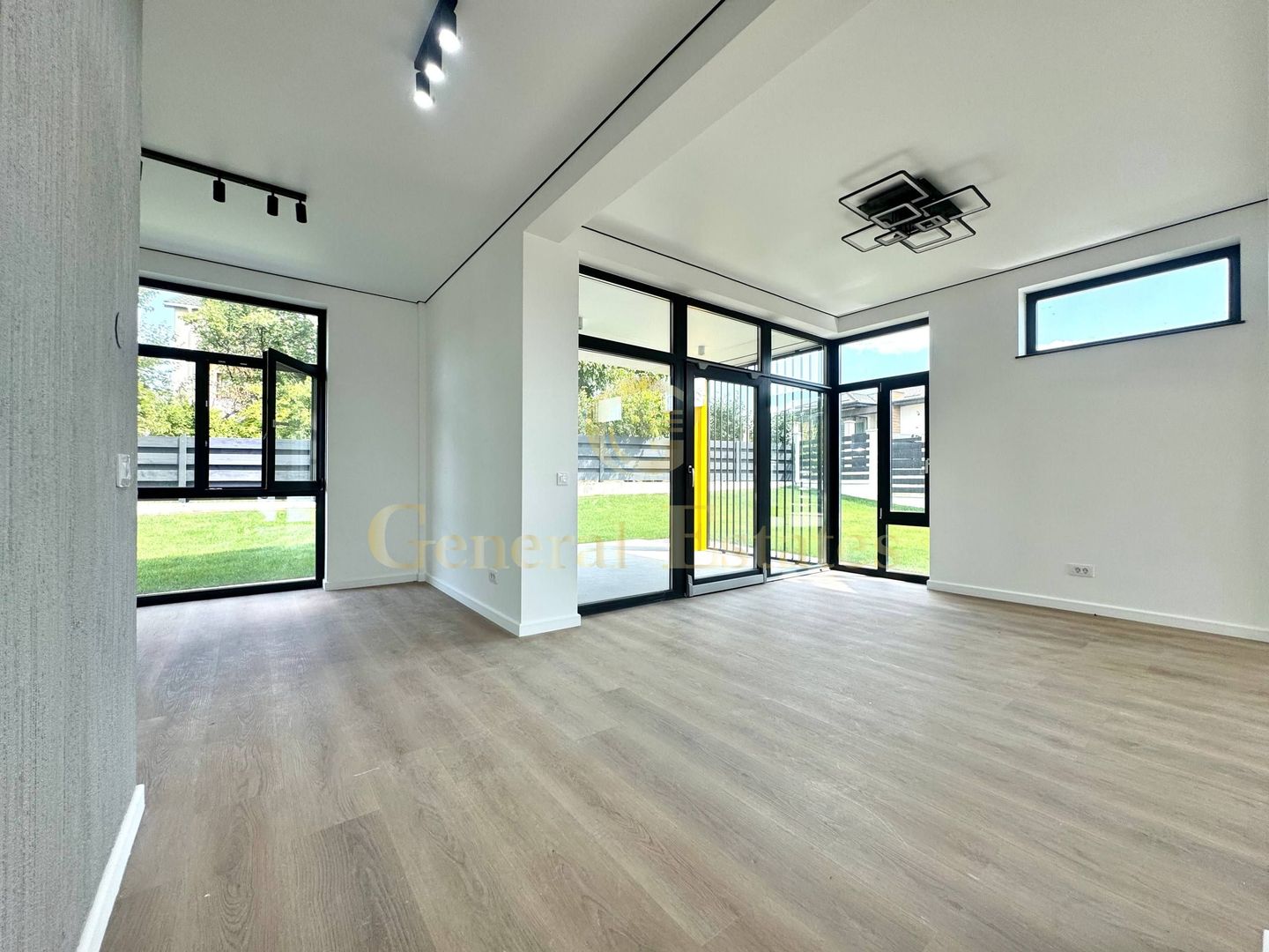 Vânzare Casă în 2 Nivele  - 160 m.p - Vișan. - Poză 9