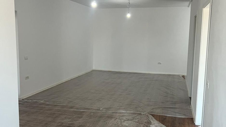Apartament cu 3 camere de vânzare în Mosnita Noua - Poză 5