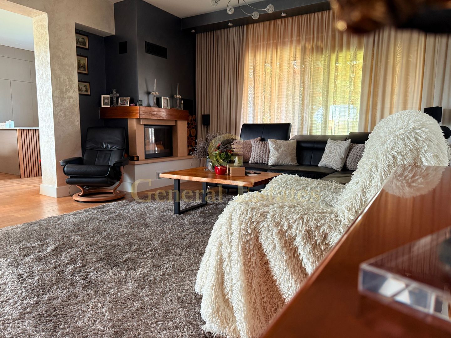 Casă individuală | 4 camere | Teren generos - Poză 3