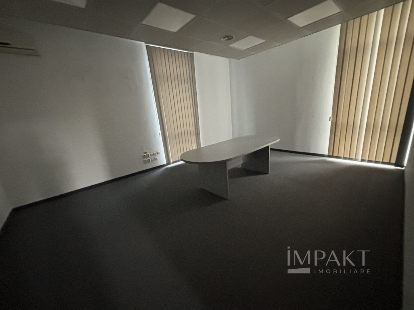 De închiriat spații moderne de birouri -Clădire centrala - Poză 19