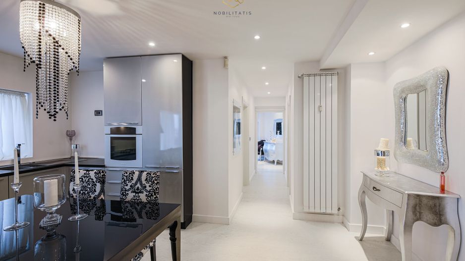 VANDUT - Apartament 3 camere | Segmentul Lux | Vedere Panoramica - Poză 6