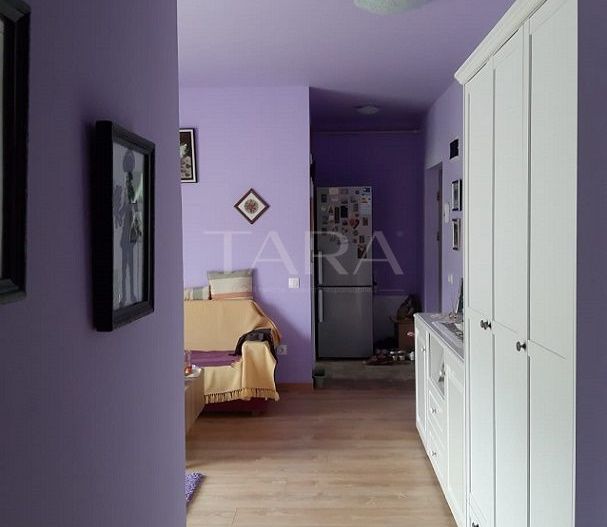 Apartament cu 2 camere, balcon și parcare, în zona Panemar Florești. - Poză 5