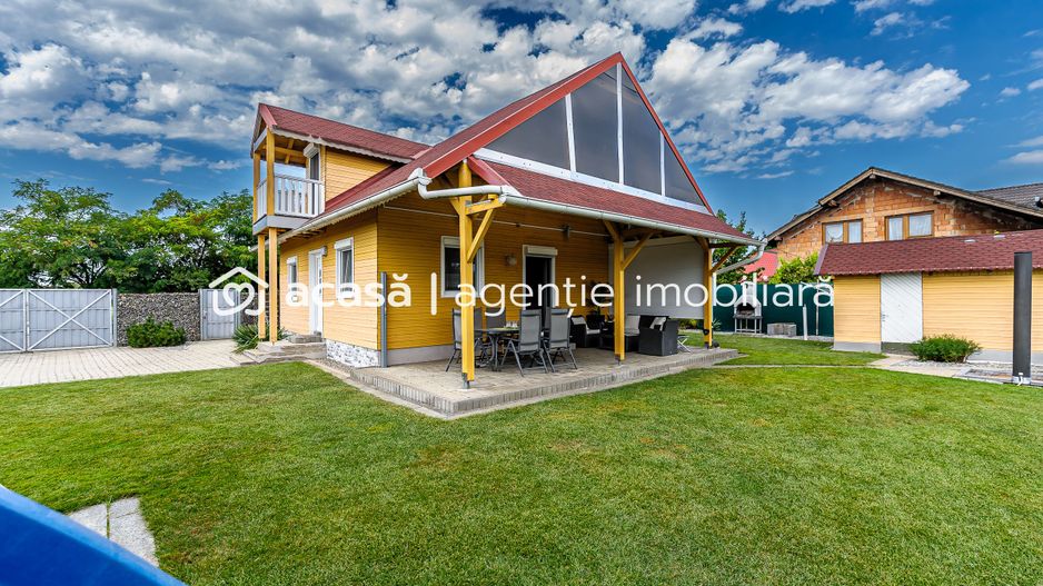 Casa de Lemn cu Piscina si Gradina Impecabila in Vladimirescu! - Poză 4