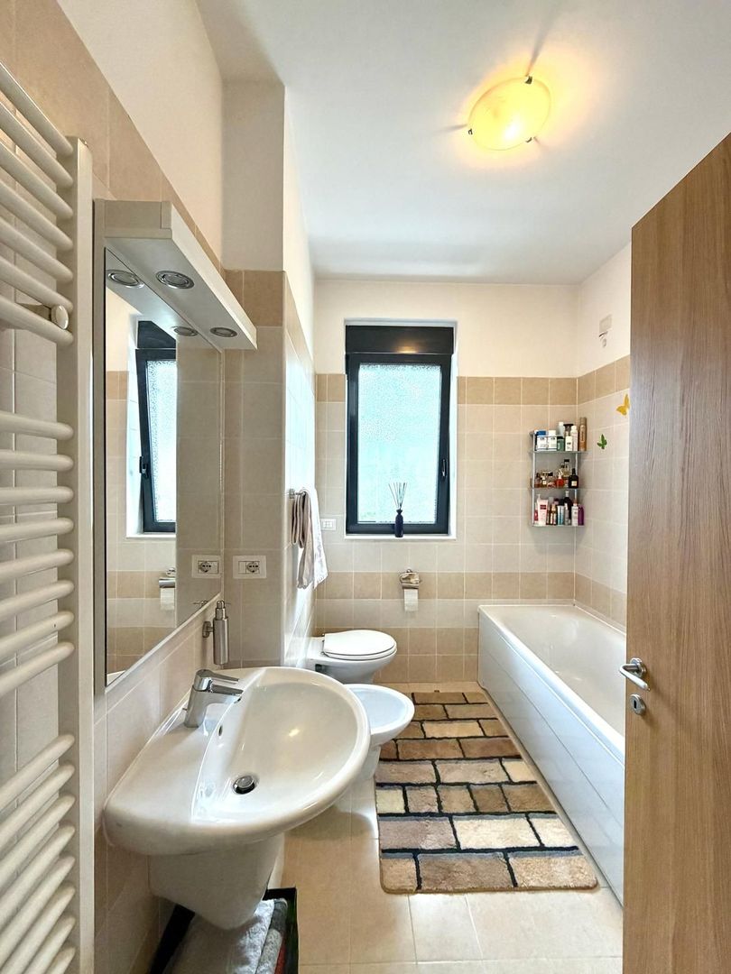 Apartament 3 camere - etaj 1 - mobilat - Dumbravita - Poză 10