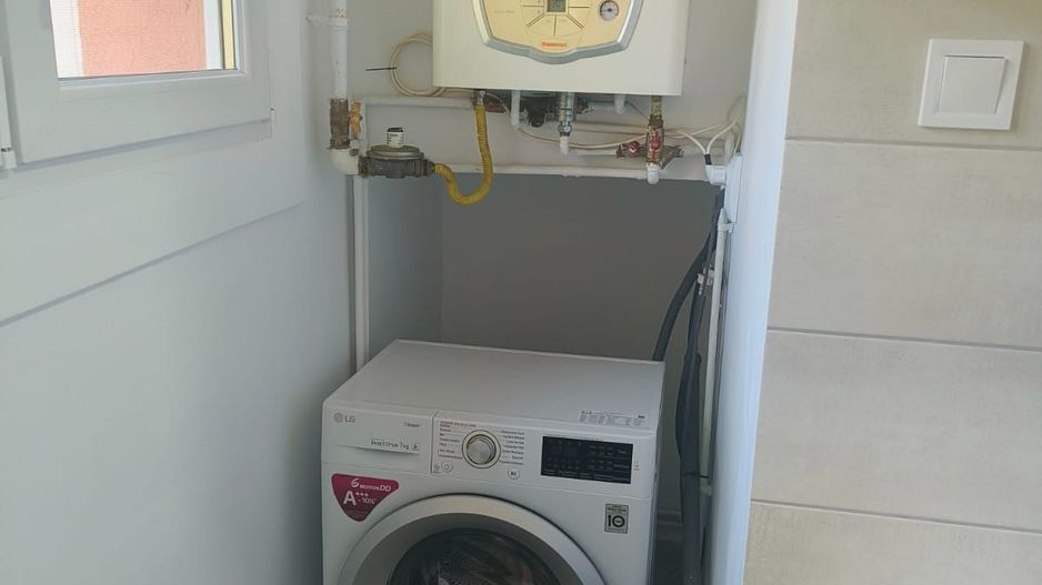 Apartament 2 camere zona Astra,strada Uranus - Poză 9