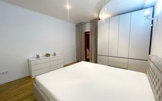 Apartament Centru! 90 m2! 2 + living! - Poză 5