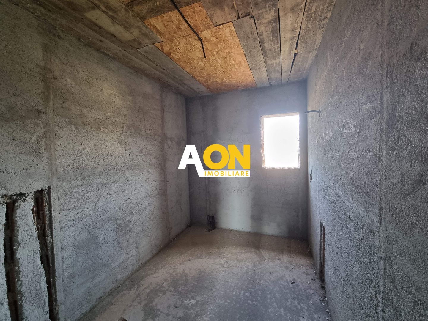 Casa la rosu,2100 mp teren,zona Micesti - Poză 6