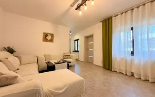 Casa renovata integral | acces auto in curte | Centrala proprie - Poză 11