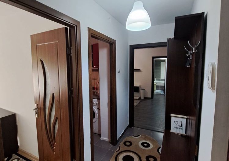 Vand apartament 3 camere Craiova zona Mall Electoputere - Poză 3