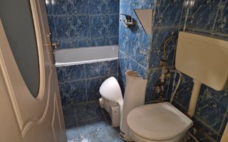 2 camere, zona M5, bloc 26, etaj 2, balcon – Preț bun, negociabil! - Poză 7