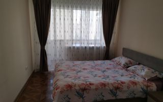 Apartament cu 2 camere de vânzare in Cetate - Poză 4