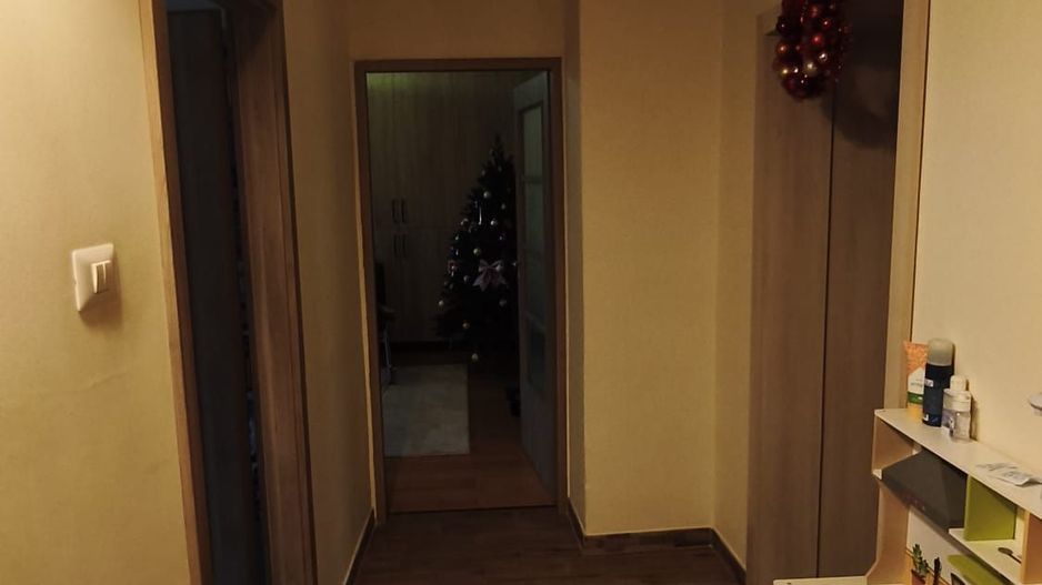 ETAJ 2, ZONA STEAUA , APARTAMENT 4 CAMERE - Poză 4