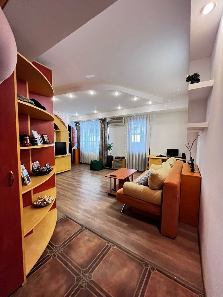 Apartament 2 camere terasa spatioasa, etaj 5, zona Vitan, pet friendly - Poză 3