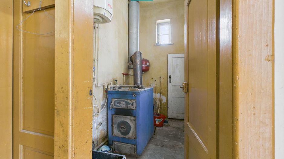 CONAC IMPRESIONANT ÎN GHIOROC - Poză 43